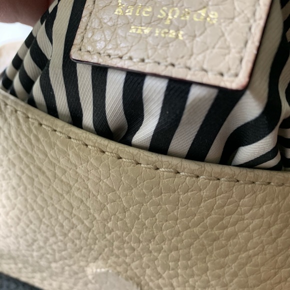 kate spade ♠️ cream/black shoulder bag - Picture 3 of 6